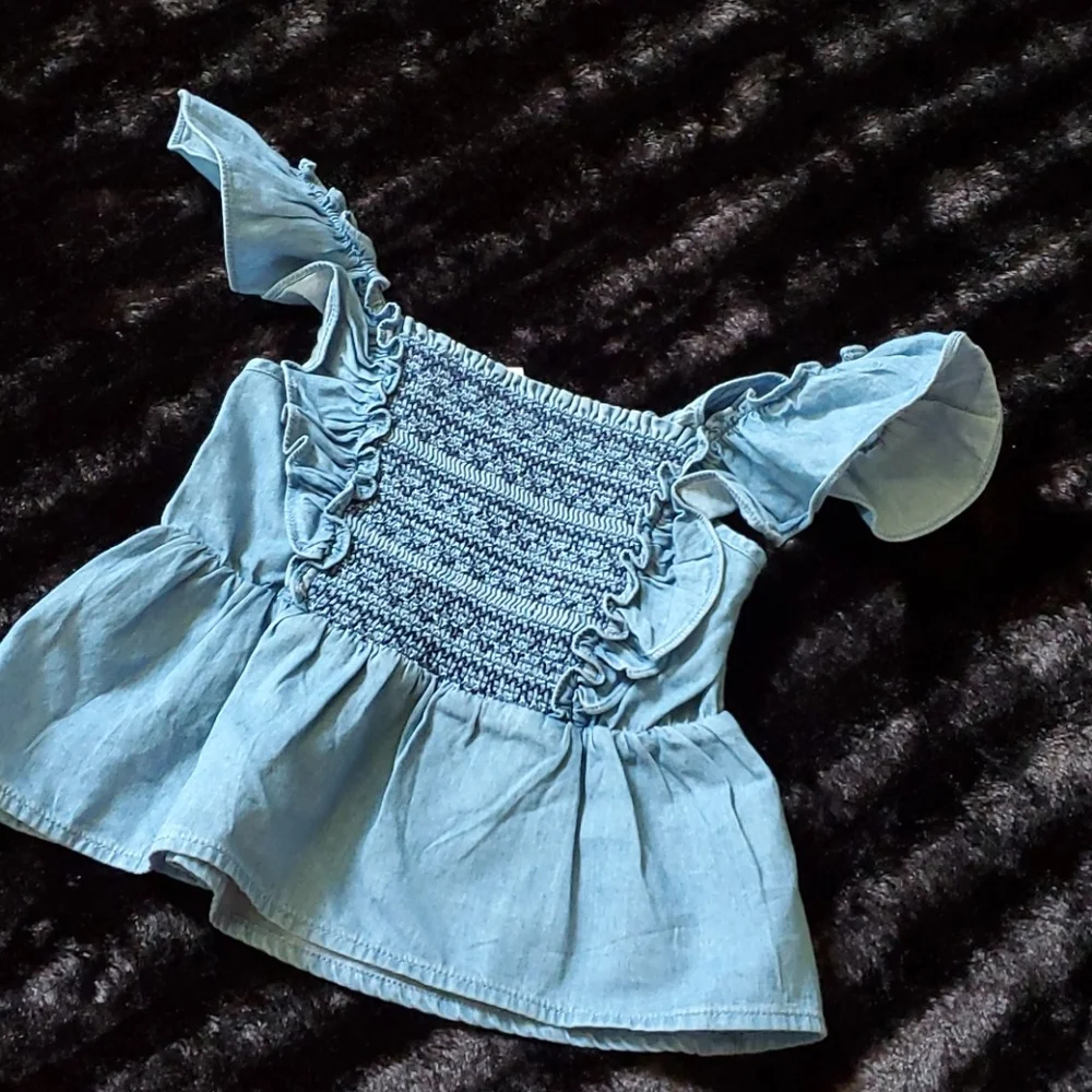 🆕️ GAP GIRLS DENIM TOP